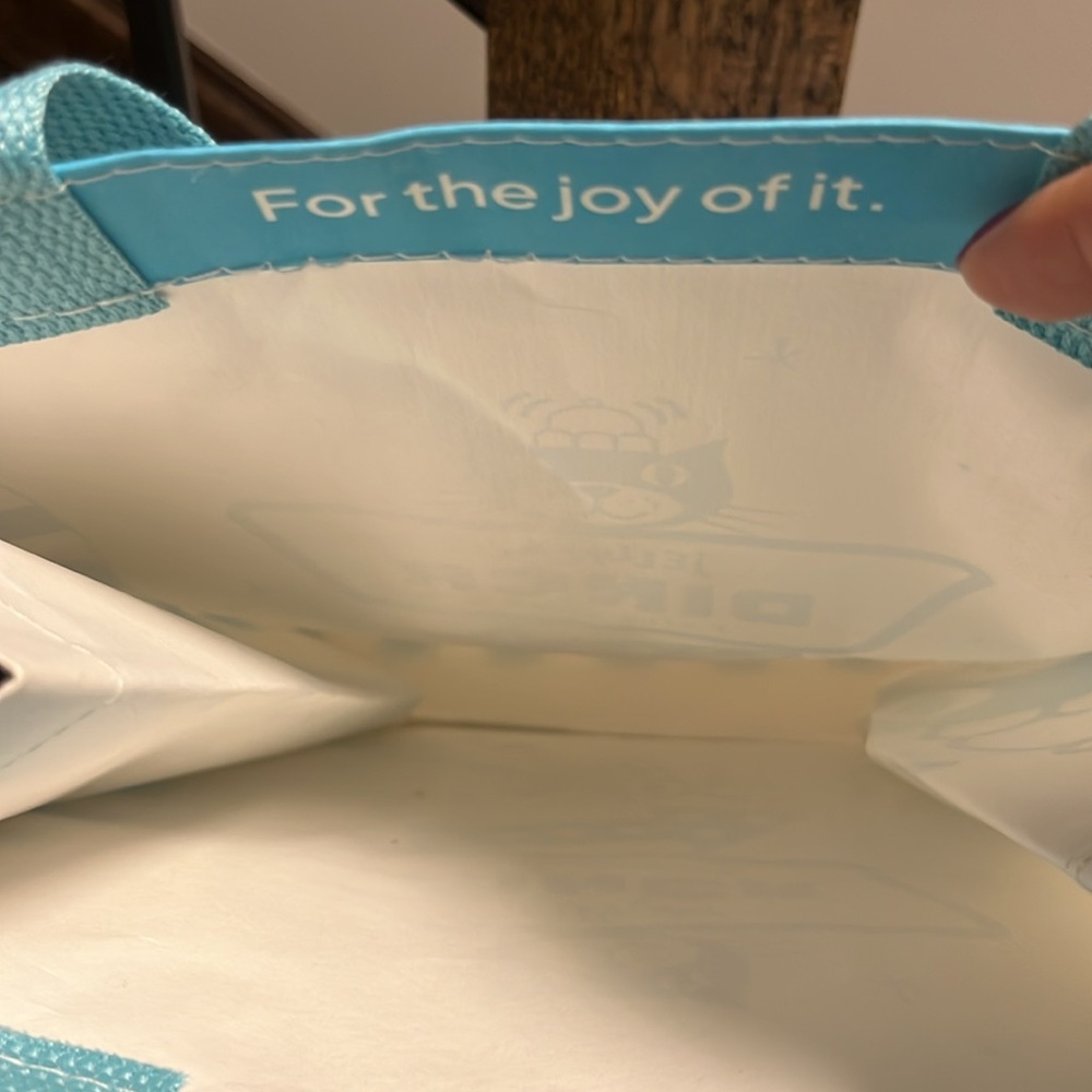 Jellycat Diner Tote Brand new Bang! New York Only! From FAO Schwarz Hard to get - Picture 3 of 5